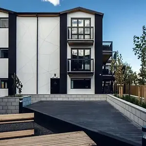  Apartment Cozy 1br With Hagley Park View